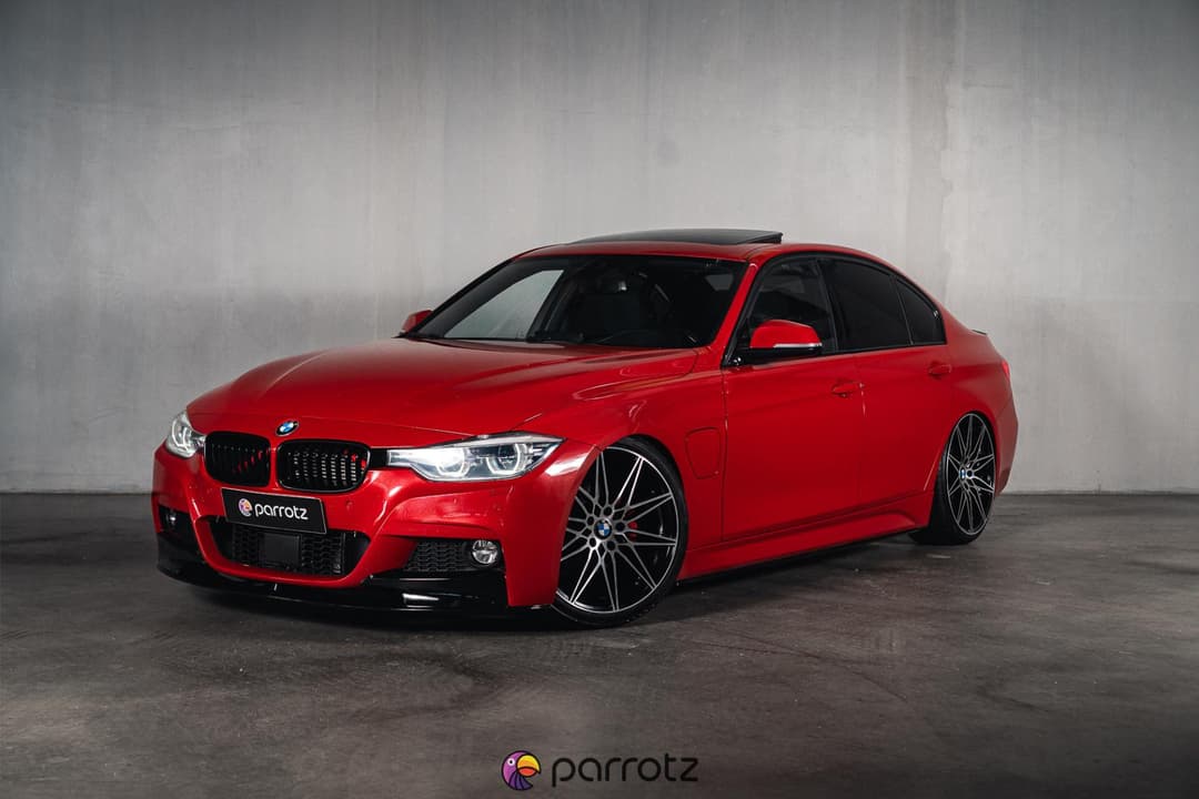 BMW 330