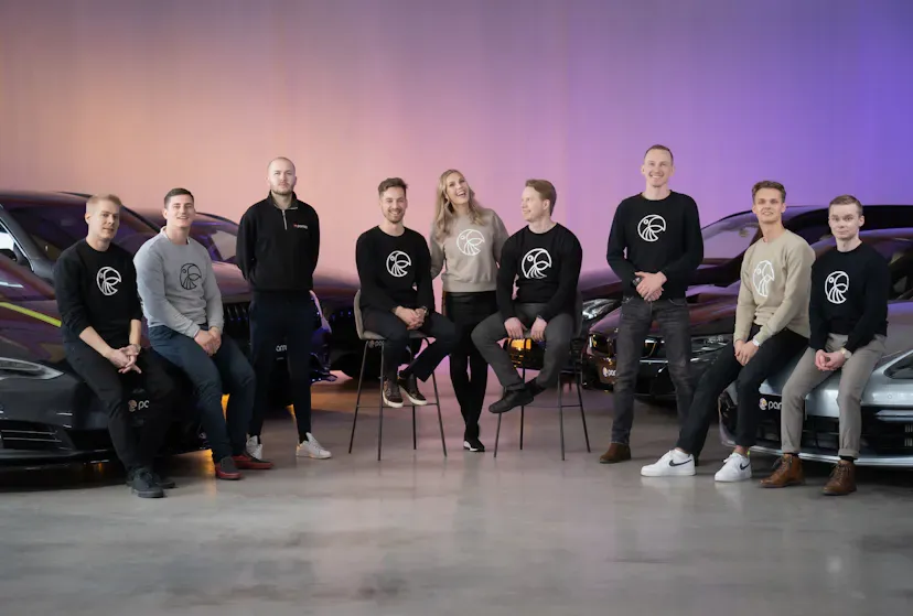 parrotz team